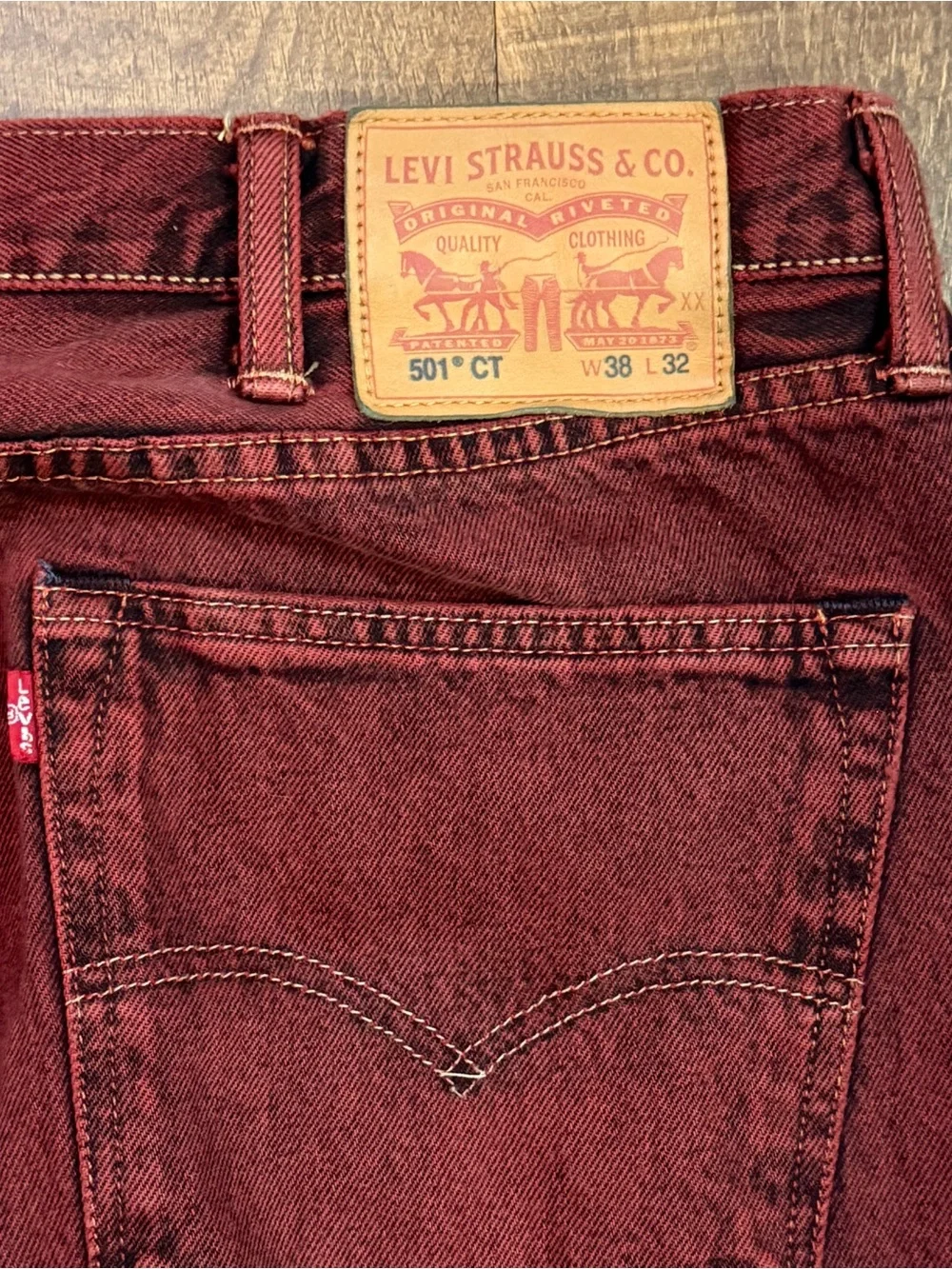 Levi’s 501 CT Men’s Jeans W38 L32 Burgundy Red Tapered 100% Cotton Button Fly